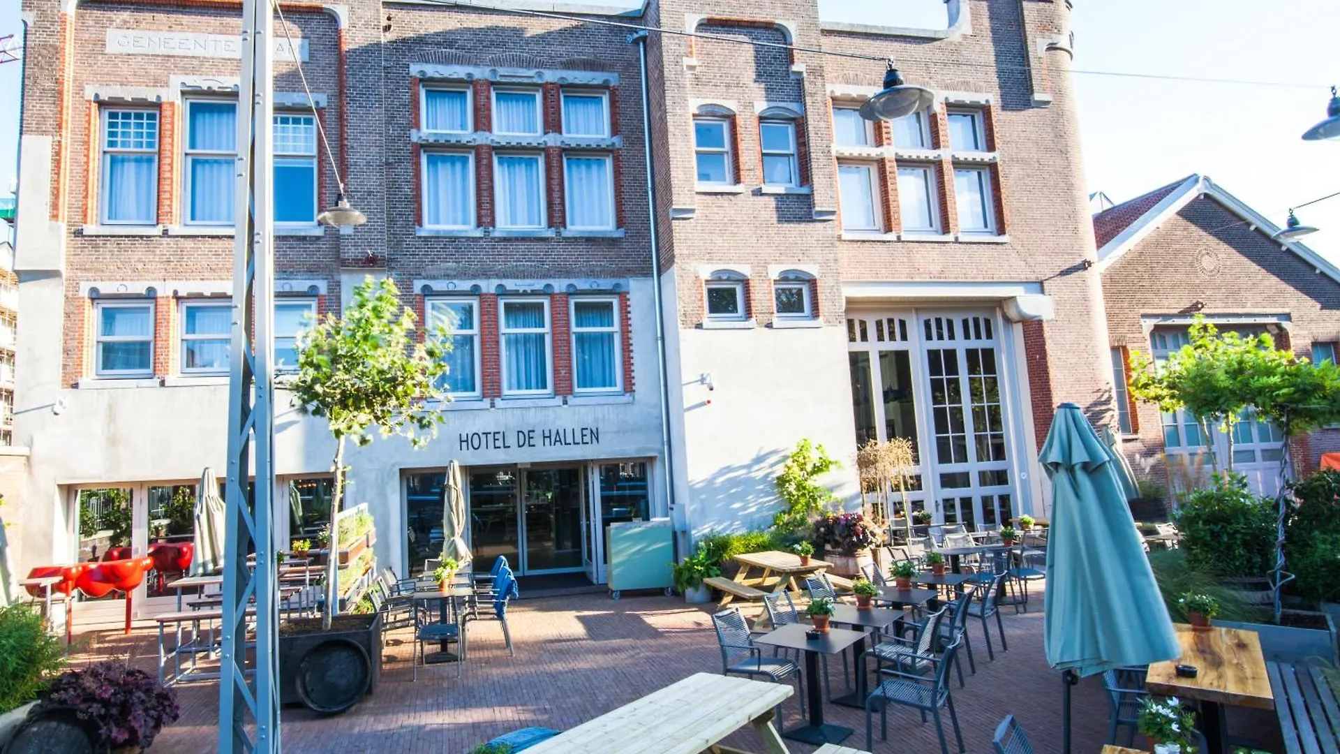 Waar te Verblijven bij NEMO: 8 Romantische Hotels in Amsterdam